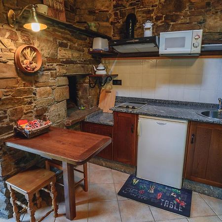 Esquios - Apto. Cuarto Do Forno Taramundi Eksteriør billede